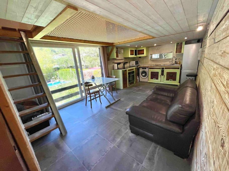 Апартаменты La Tiny House De Chaparon Lathuile Экстерьер фото